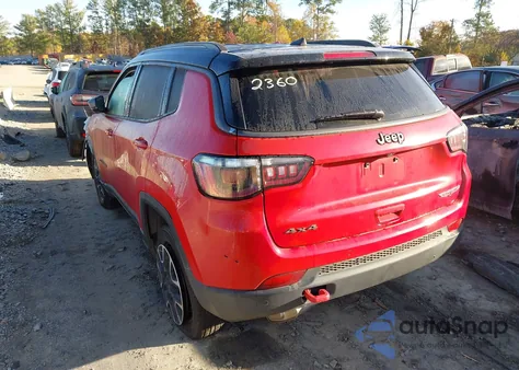 2021 Jeep Compass Trailhawk 4X4 from USA, damaged, VIN 3C4NJDDB7MT572360